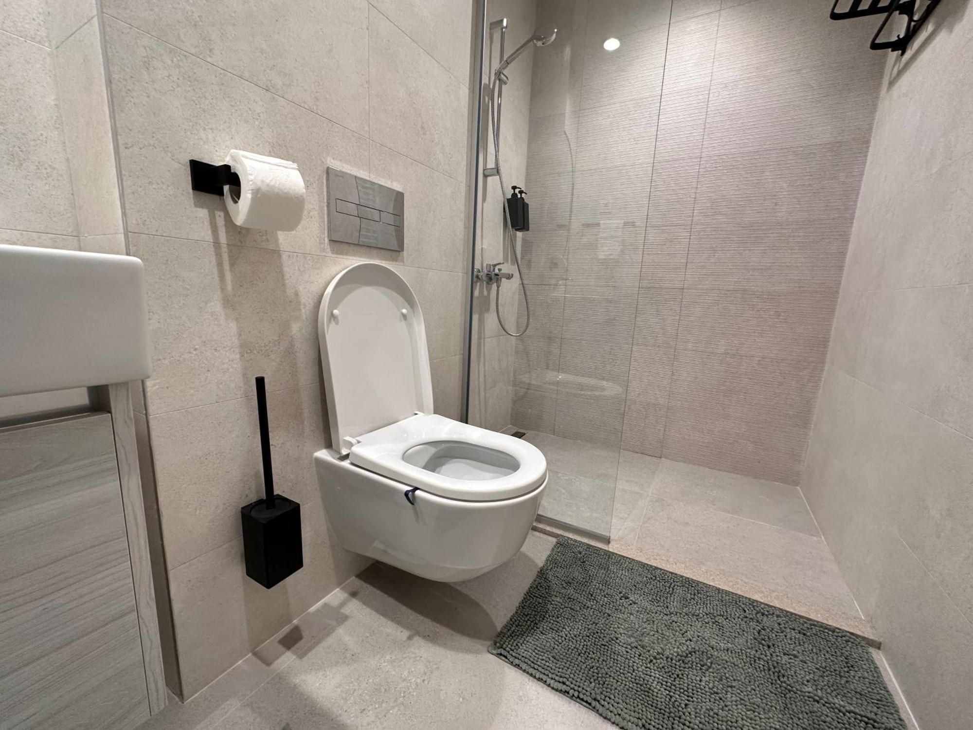 Beldorado - Waterfront Luxury Amber * Belgrade